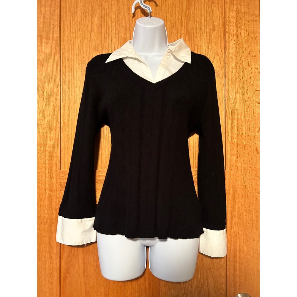 Vintage Y2K Women's Black Ribbed V-Neck Layered Sweater White Collar Cuffs L